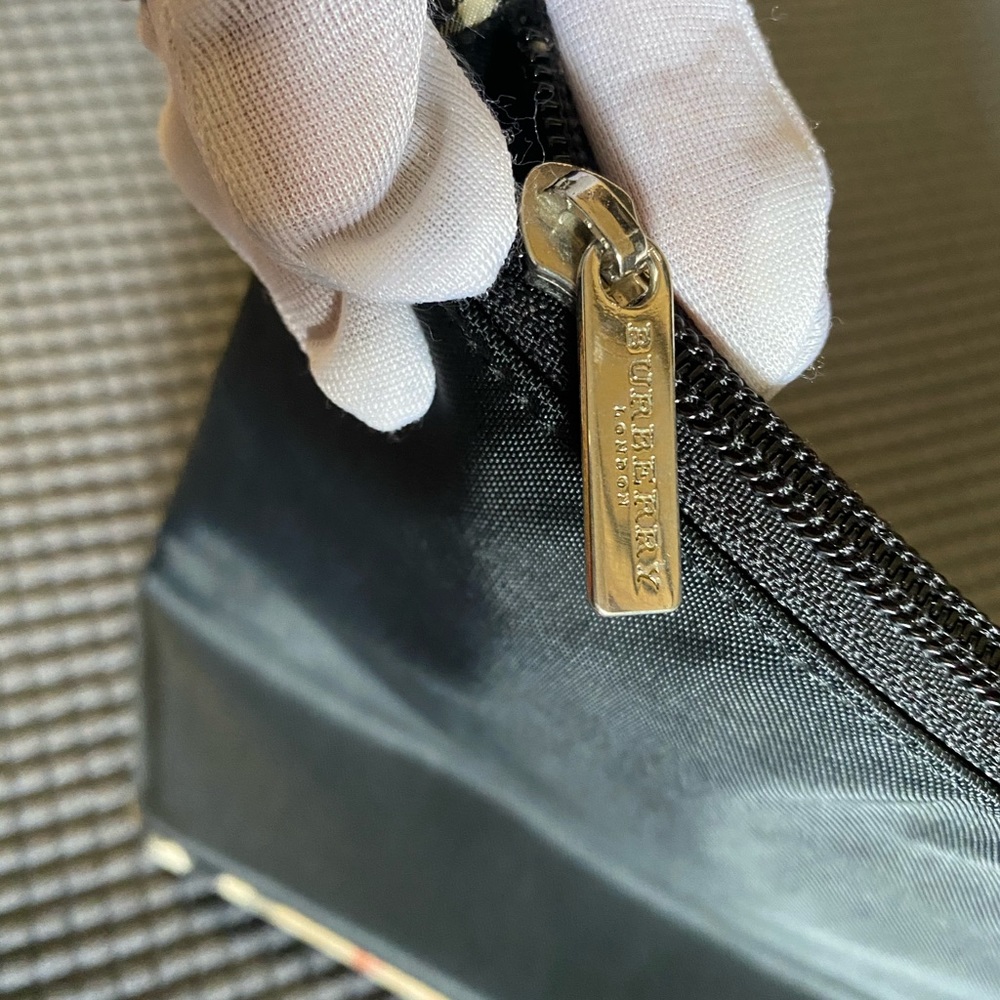 SALE! BURBERRY - Picture 13 of 13